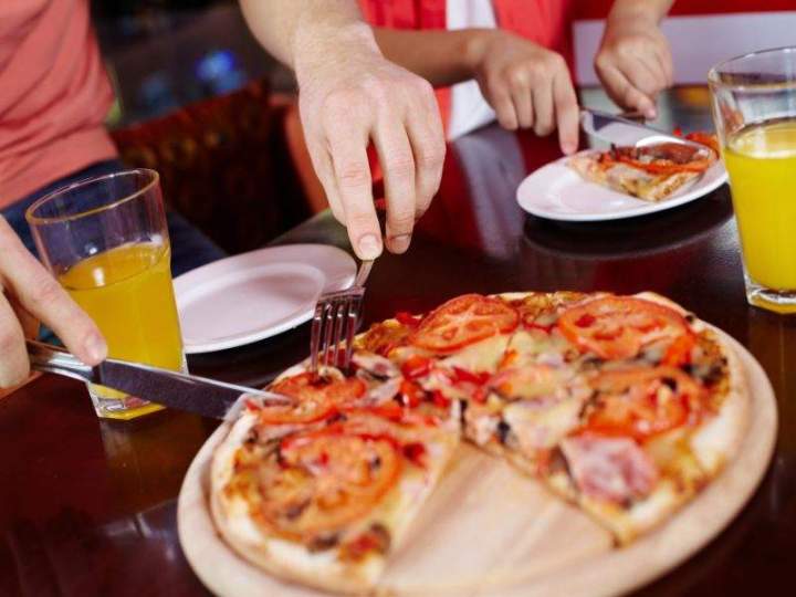 Optez pour notre restauration rapide de qualité supérieure.